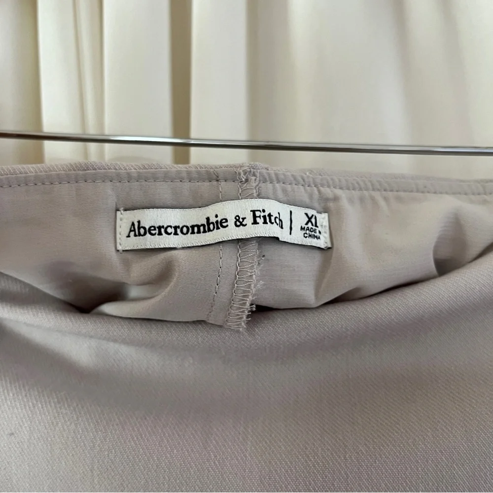 Abercrombie &‎ Fitch Scarlett Mini Skirt Skort Light Taupe Size XL